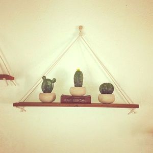 Set of 3 decorative shelves
